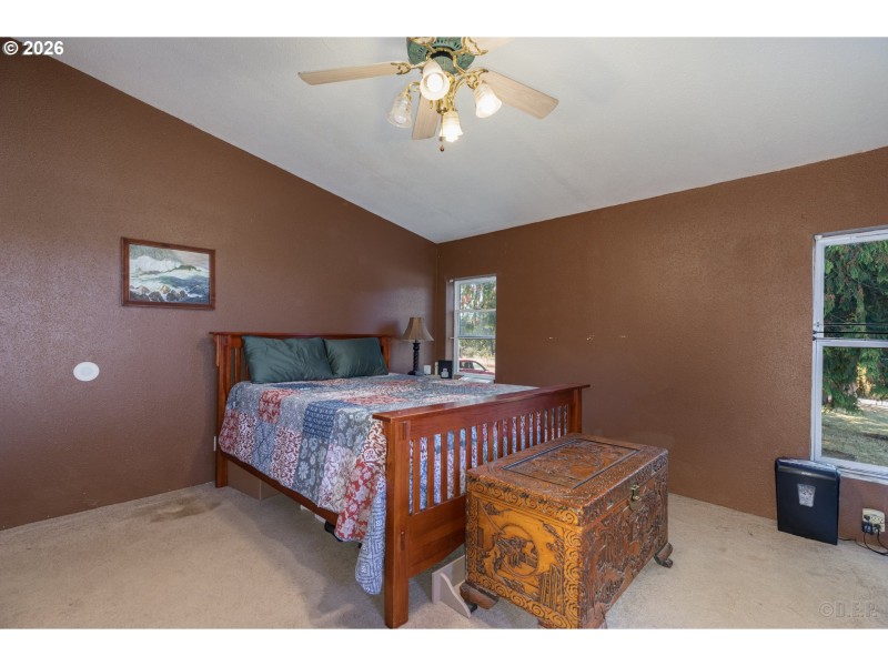 Bedroom, Primary