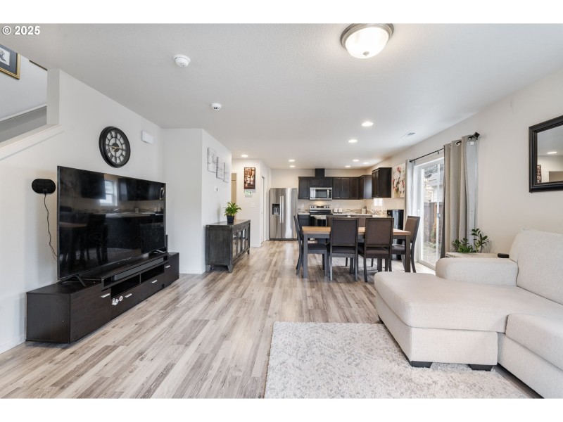 Living Room/Dining Room