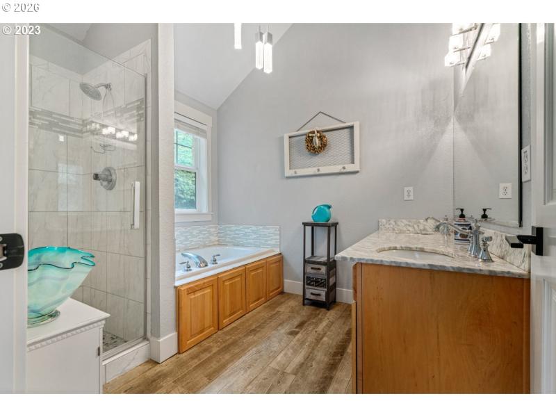 Owner's Suite Bathroom