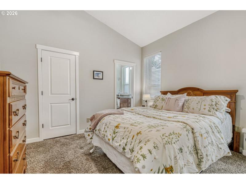 Bedroom, Primary