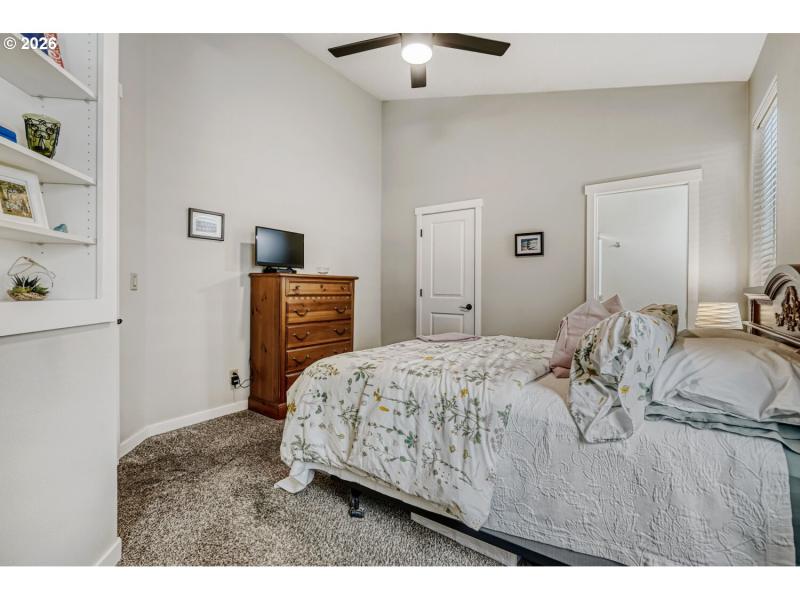 Bedroom, Owner's Suite