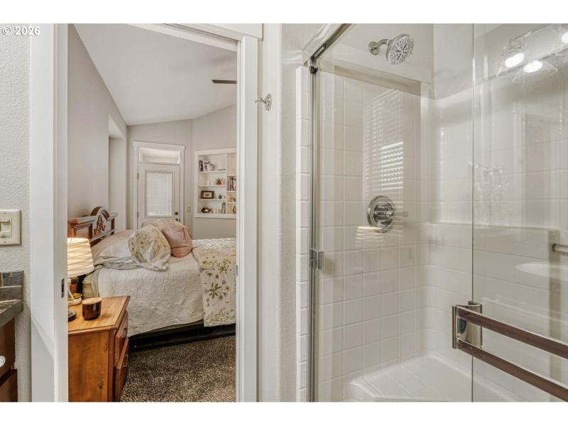 Bathroom, Attached