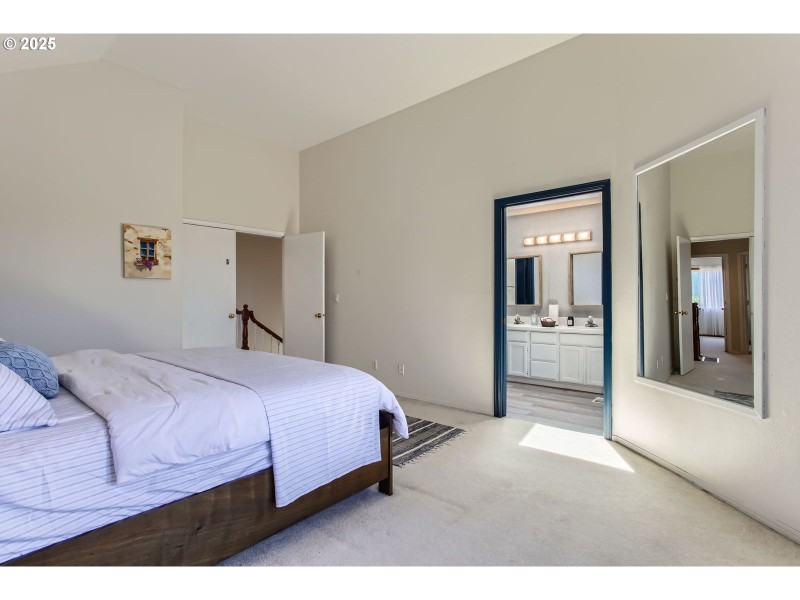 Bedroom, Owner's Suite
