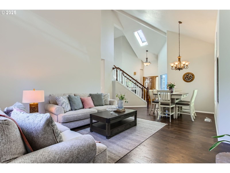 Living Room/Dining Room