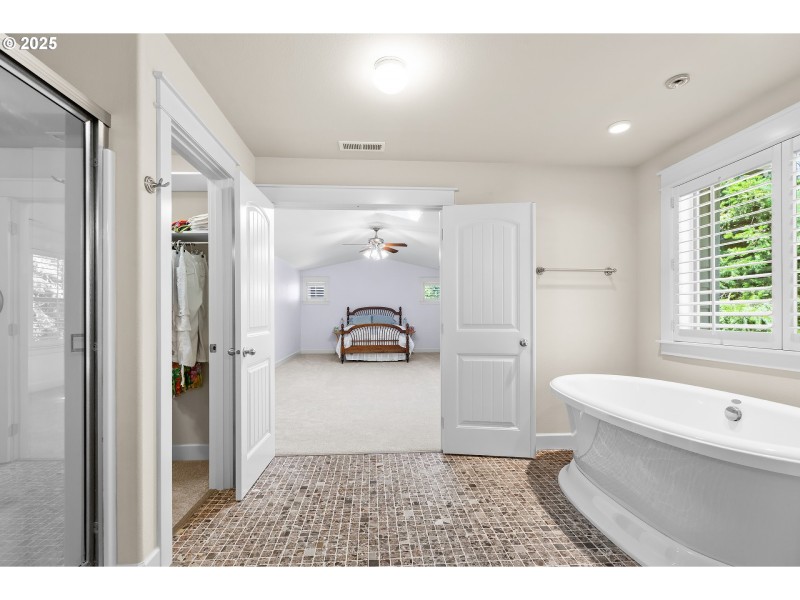 Owner's Suite Bathroom