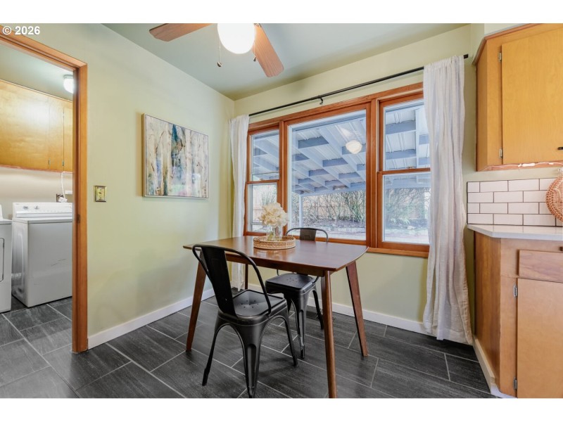 Kitchen/Nook