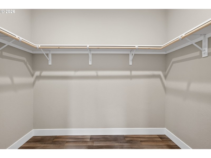 Bedroom, Primary