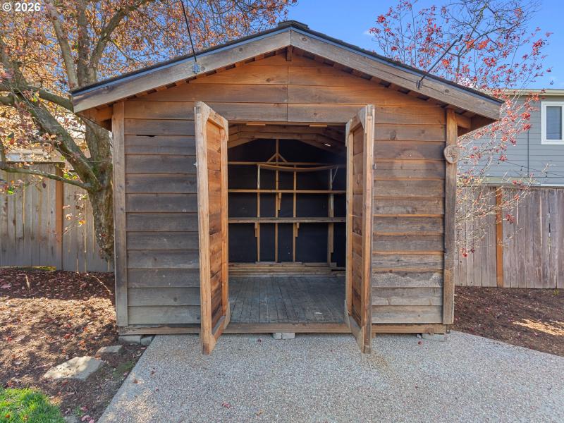 Shed
