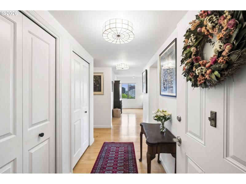 Entrance/Foyer