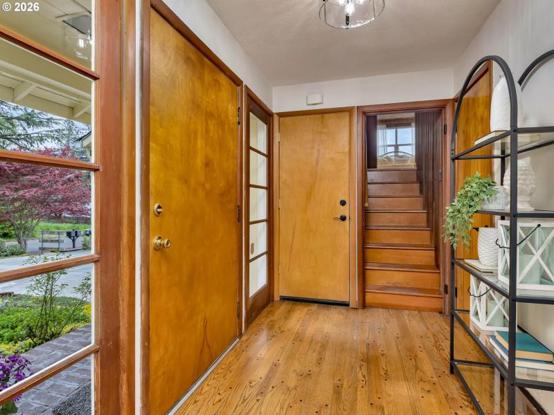 Entrance/Foyer