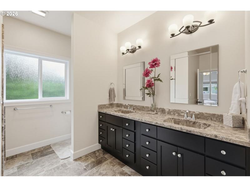 Owner's Suite Bathroom