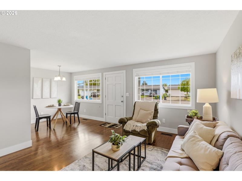 Living Room/Dining Room