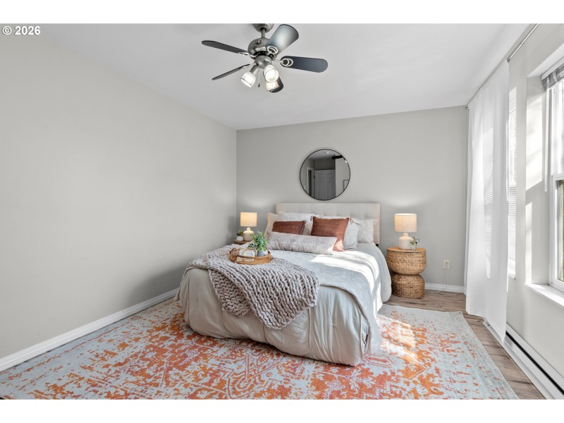Bedroom, Primary