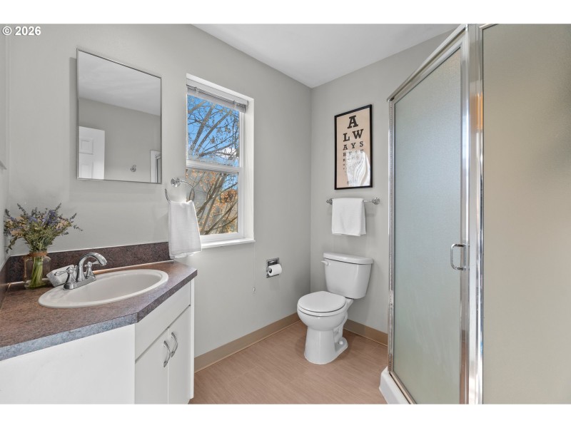Bathroom, Attached