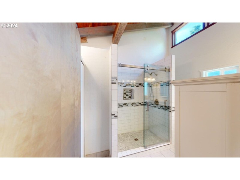 Bathroom, Attached