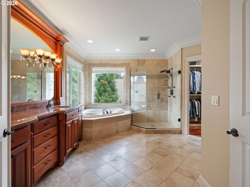 Owner's Suite Bathroom