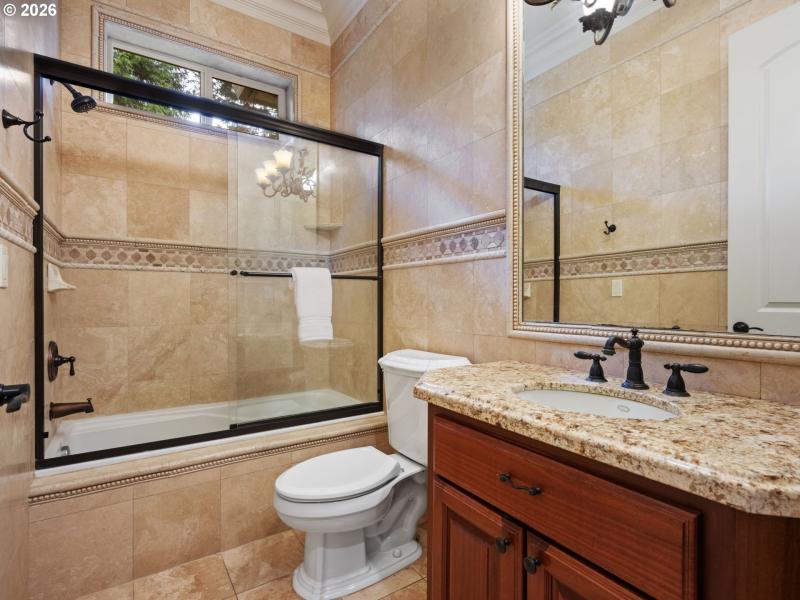 En Suite Bathroom