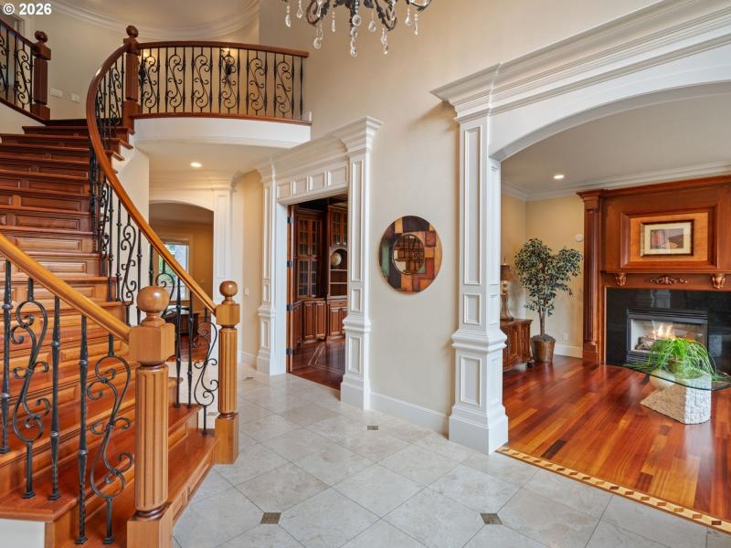 Entrance/Foyer