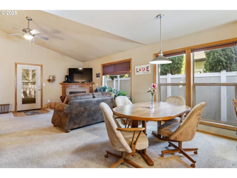 Living Room/Dining Room