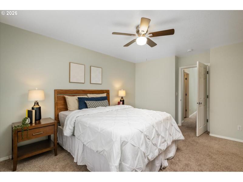 Bedroom, Primary