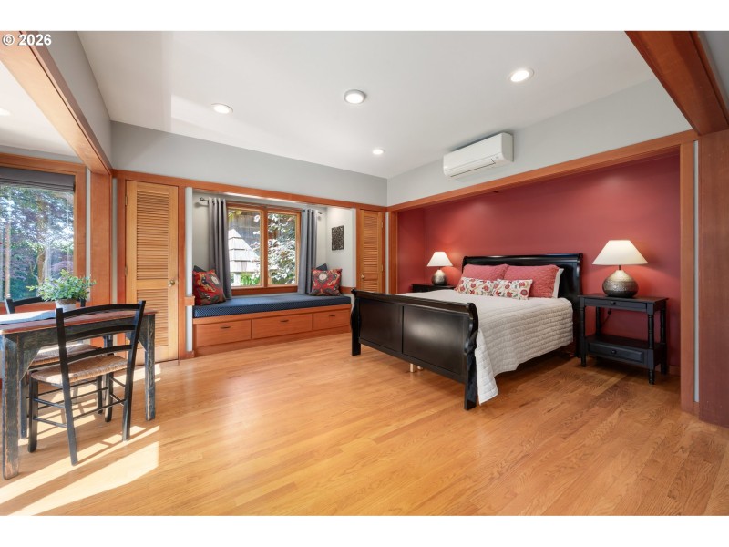 Guest Quarters