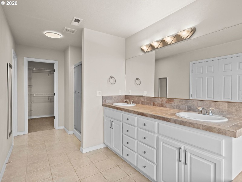 Bathroom, Attached