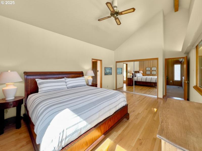 Bedroom, Owner's Suite