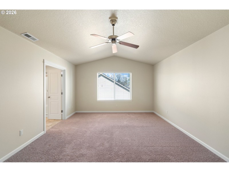 Bedroom, Primary