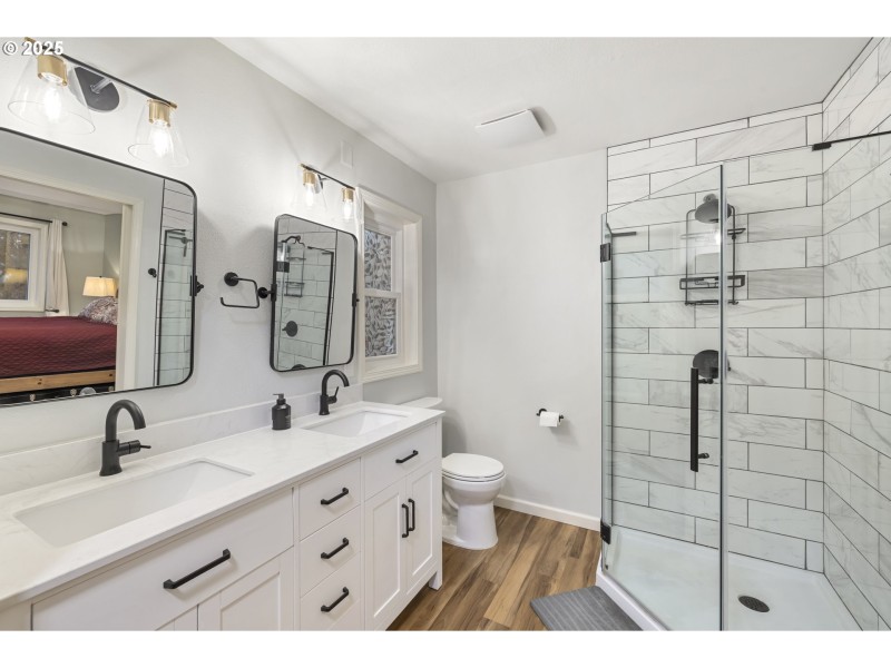 Owner's Suite Bathroom