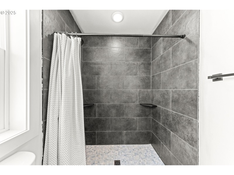 Owner's Suite Bathroom