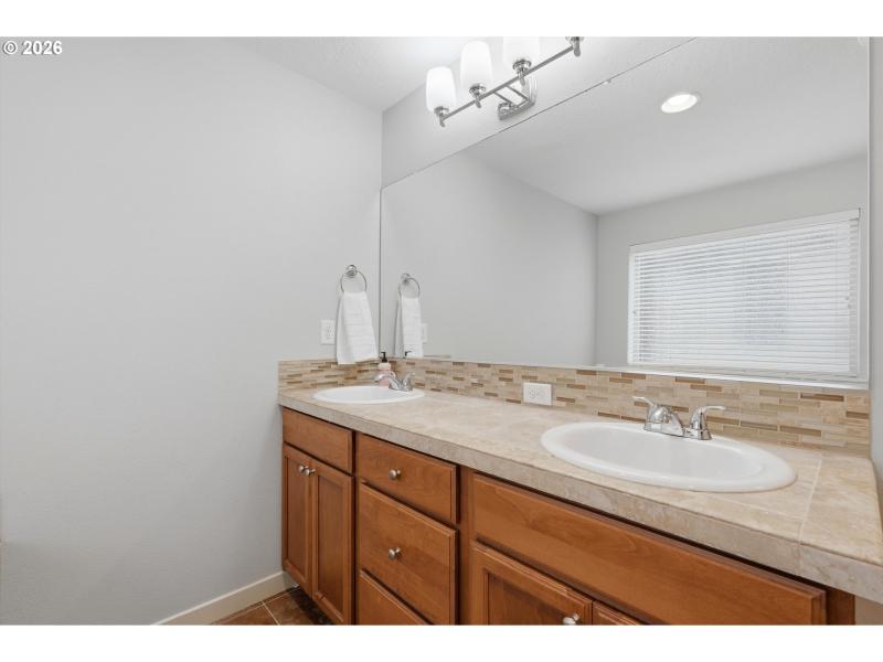 Bathroom, Attached