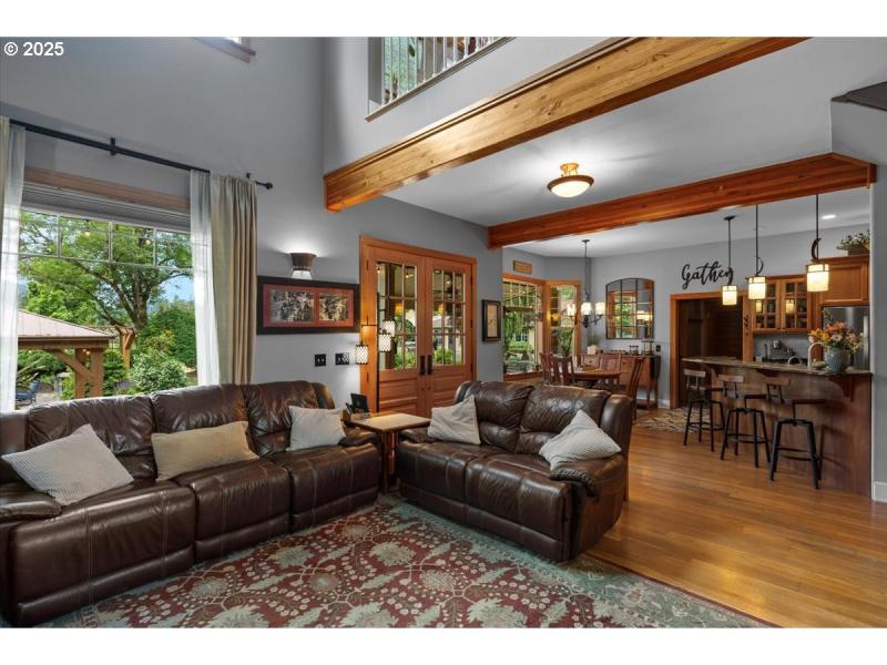 Living Room/Dining Room