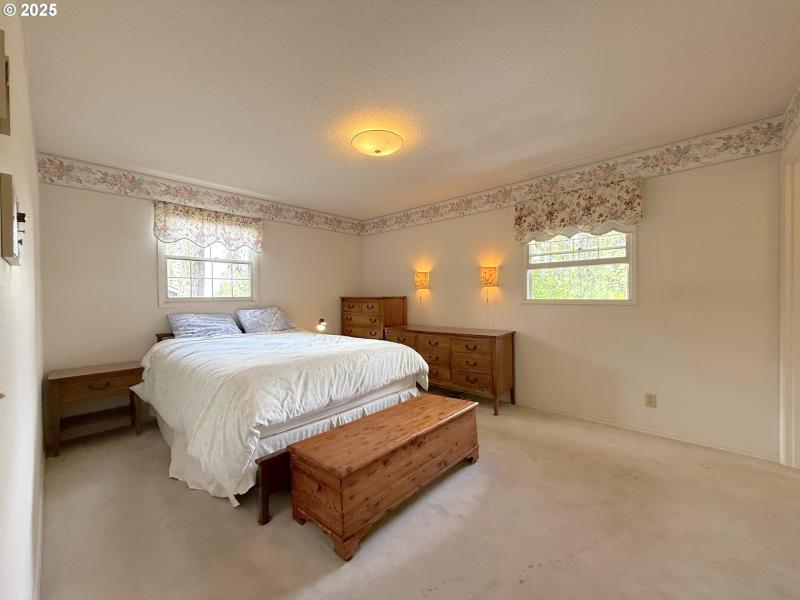 Bedroom, Owner's Suite