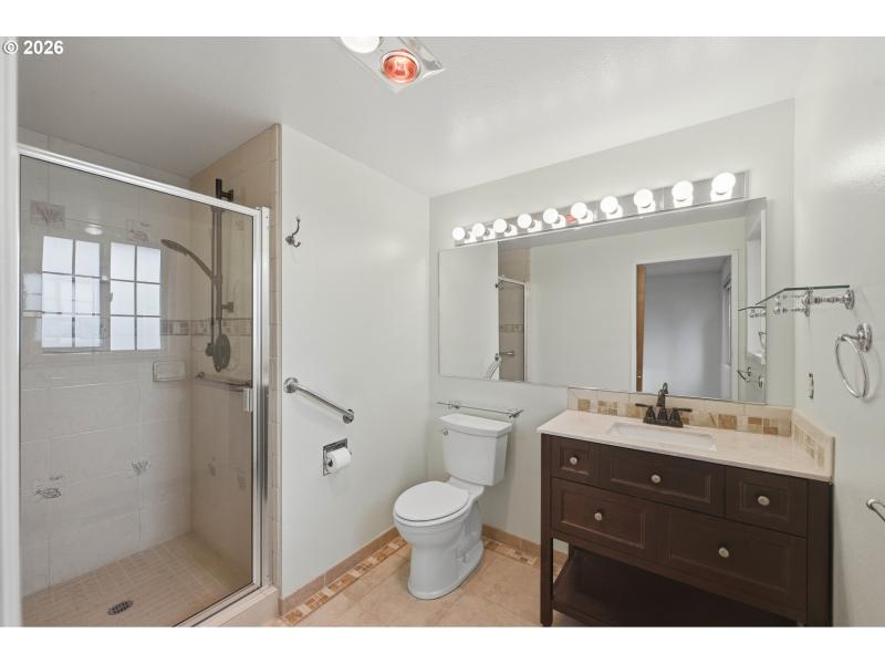 Bathroom, Attached