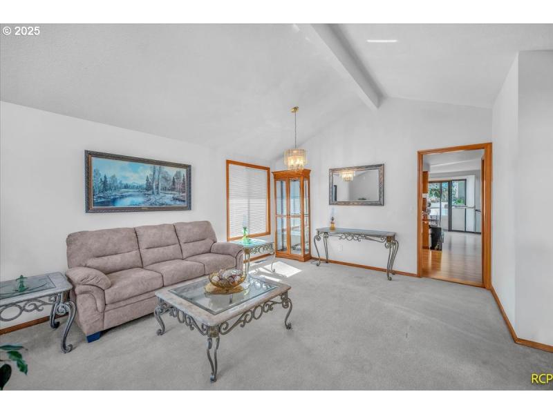 Living Room/Dining Room