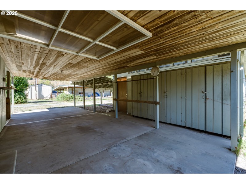 Carport