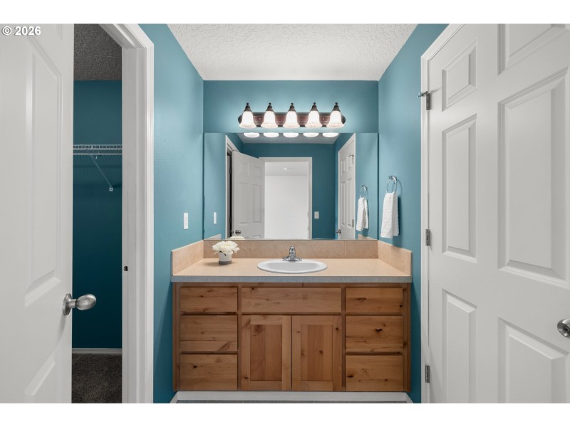 Bathroom, Attached