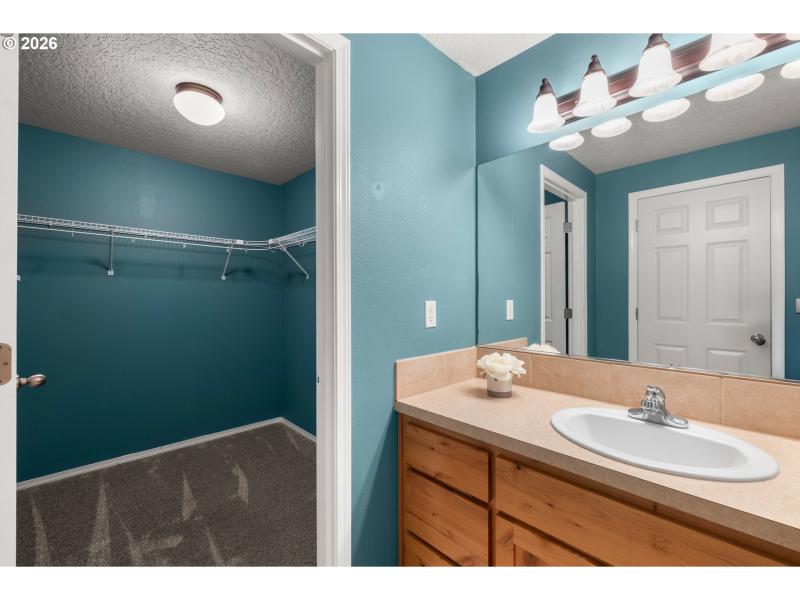 Bathroom, Attached