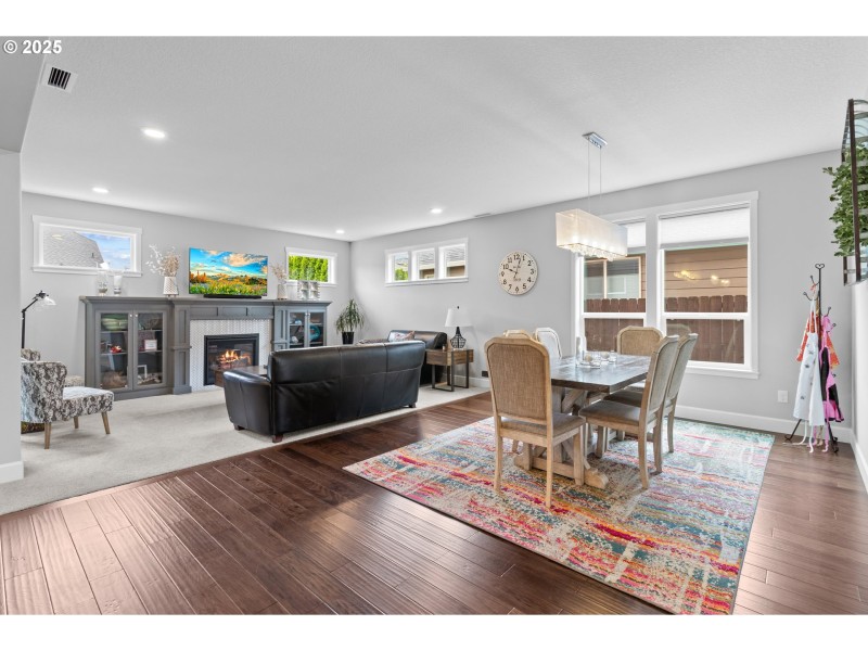 Living Room/Dining Room