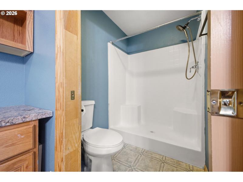 Bathroom, Attached