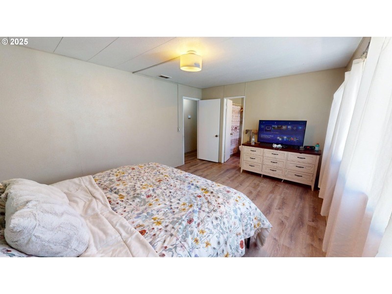 Owner's Suite Bedroom