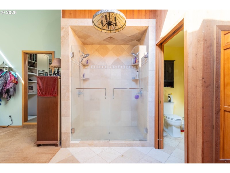 Owner's Suite Bathroom