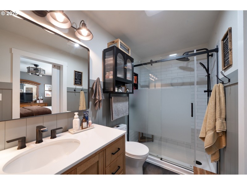 Owner's Suite Bathroom