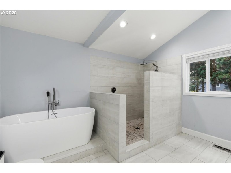 Owner's Suite Bathroom