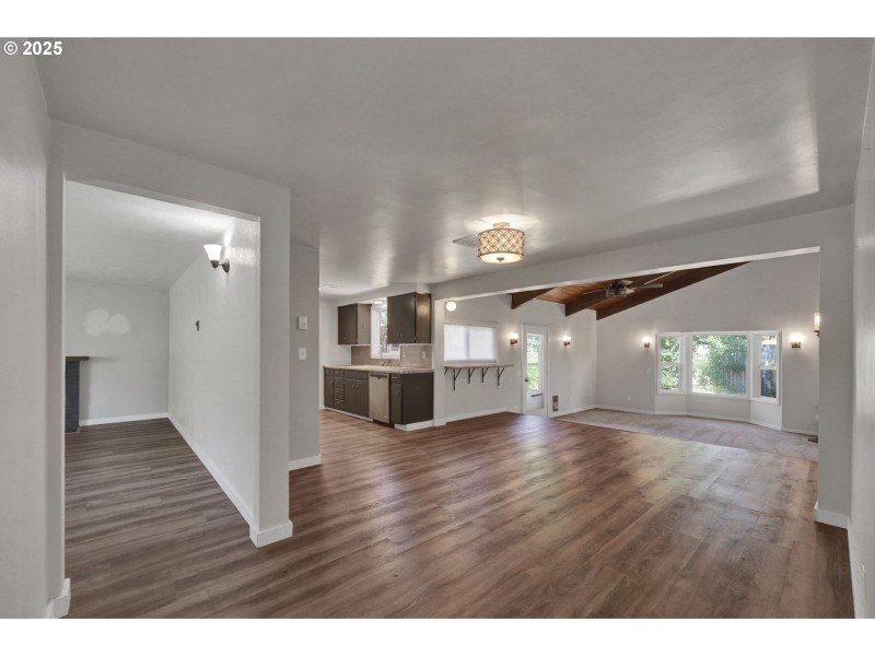 Living Room/Dining Room