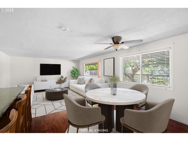 Living Room/Dining Room