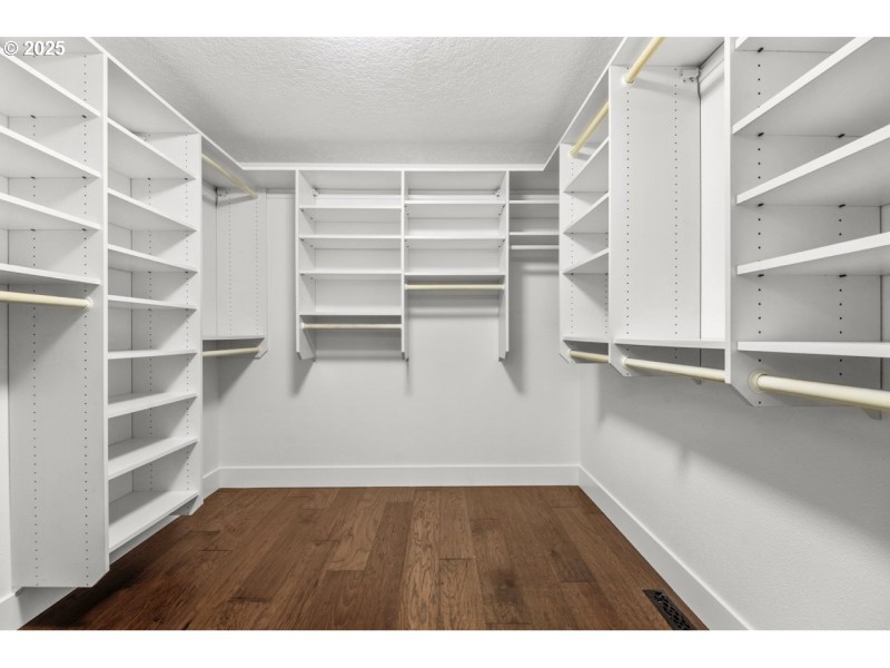 Bedroom, Owner's Suite