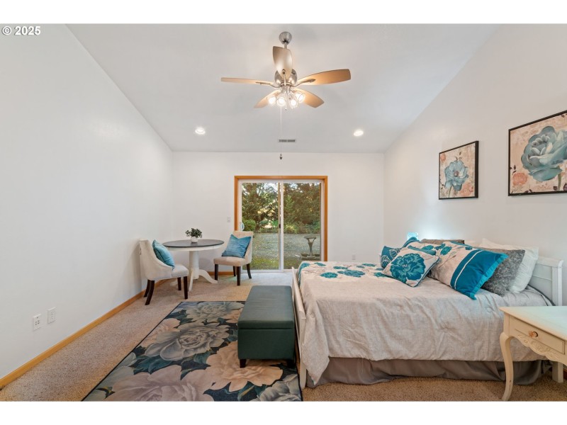 Bedroom, Owner's Suite