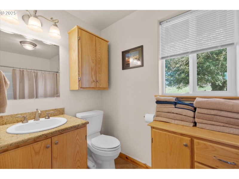 Owner's Suite Bathroom