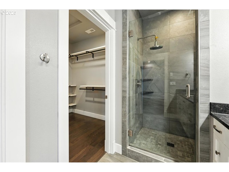 Bathroom, Attached